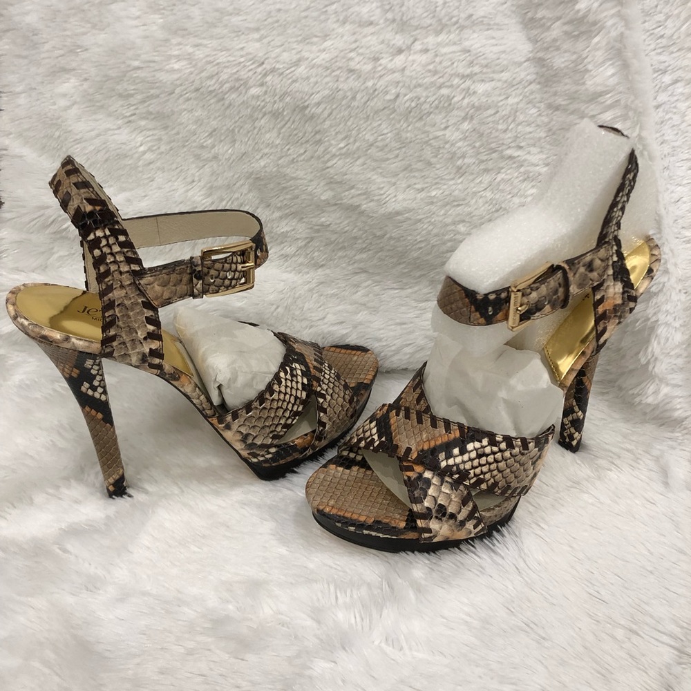 Michael Kors Odessa Sandal